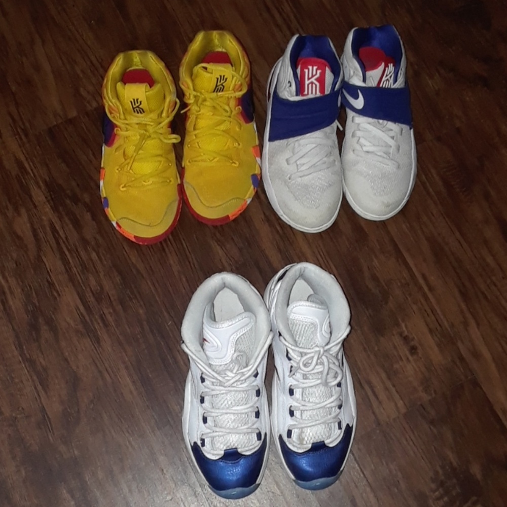 BASKETBALL Shoes size 5